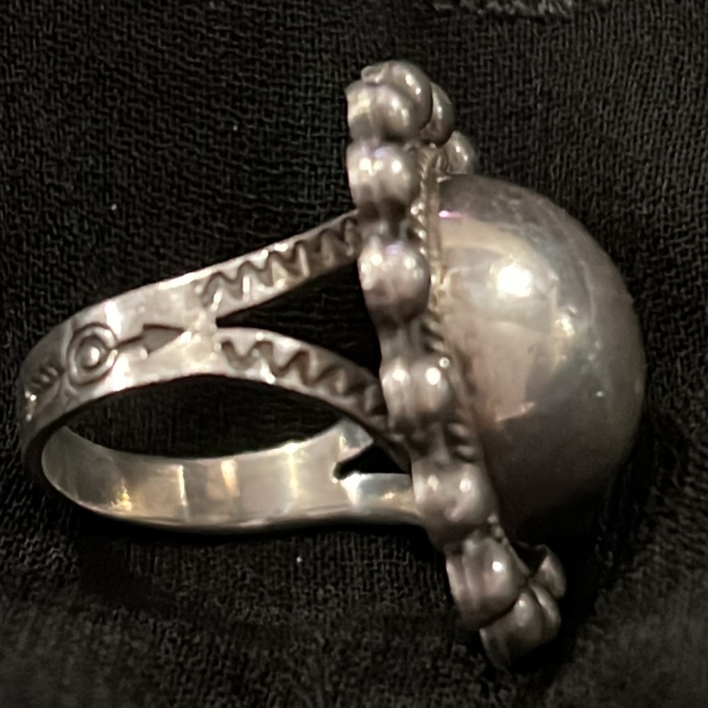 Navajo Native American heavy unmarked sterling silver ring size 6.25